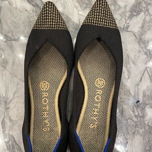 Rothy’s The Point retired color, size 7, excellent condition black gold